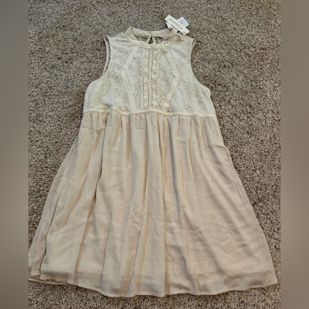 By Together Cream Lace Dress size Medium NWT